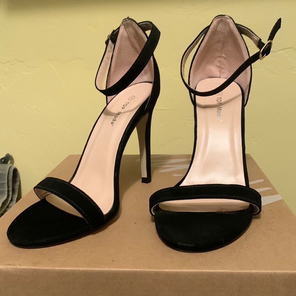 Top Moda Black Stiletto Heels, Size 8 *4 for $20* - Picture 1 of 3